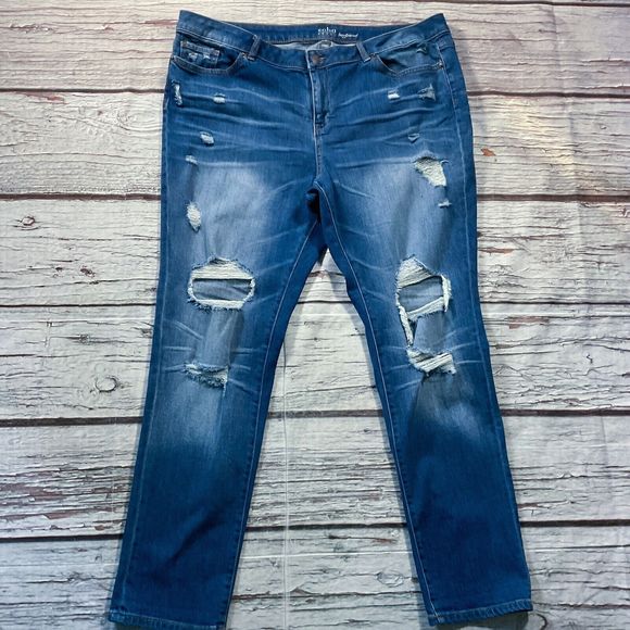 Soho Womens Jeans sz 18 Medium Wash Distressed Boyfriend x30"insm Cotton Stretch - Picture 2 of 10